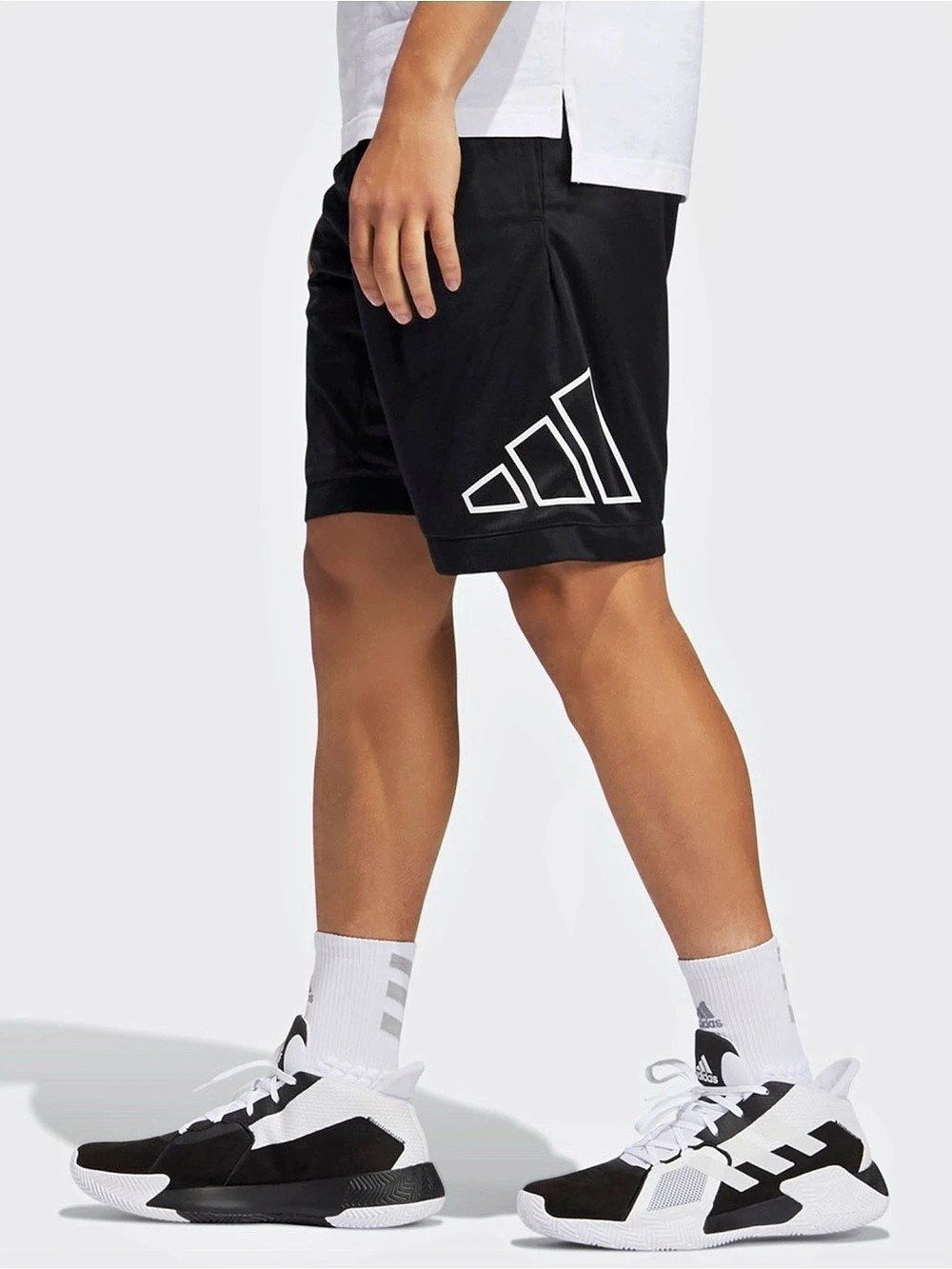 Adidas Big Logo Basketball Shorts – Black – Size M